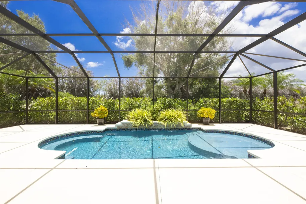 421 SW Crabapple Cove Port St Lucie FL 34986