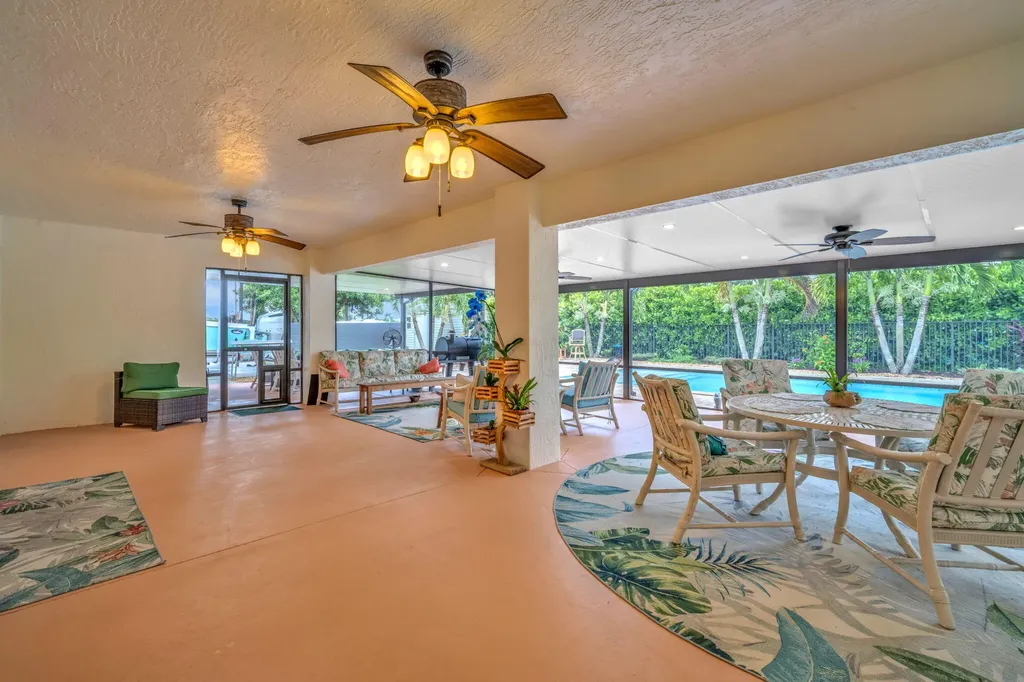 20438 SW 327th Street Homestead FL 33030
