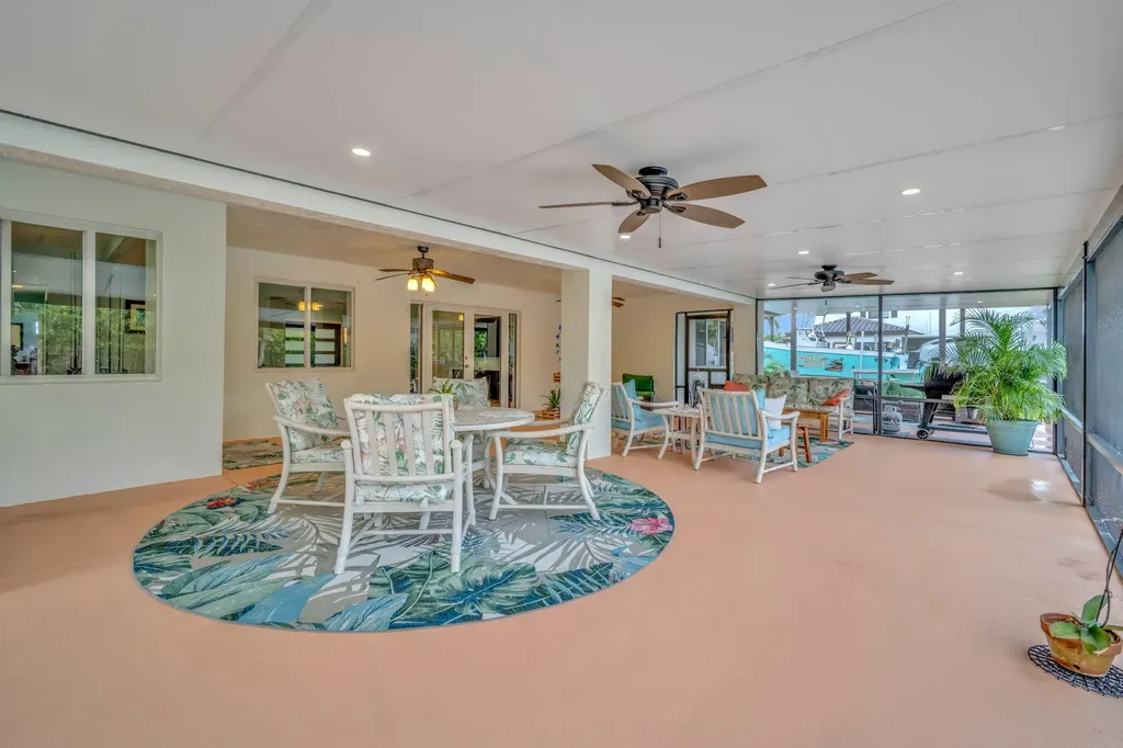 20438 SW 327th Street Homestead FL 33030