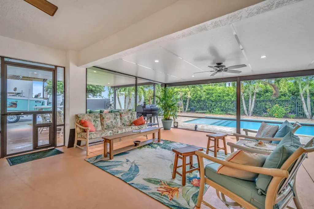 20438 SW 327th Street Homestead FL 33030
