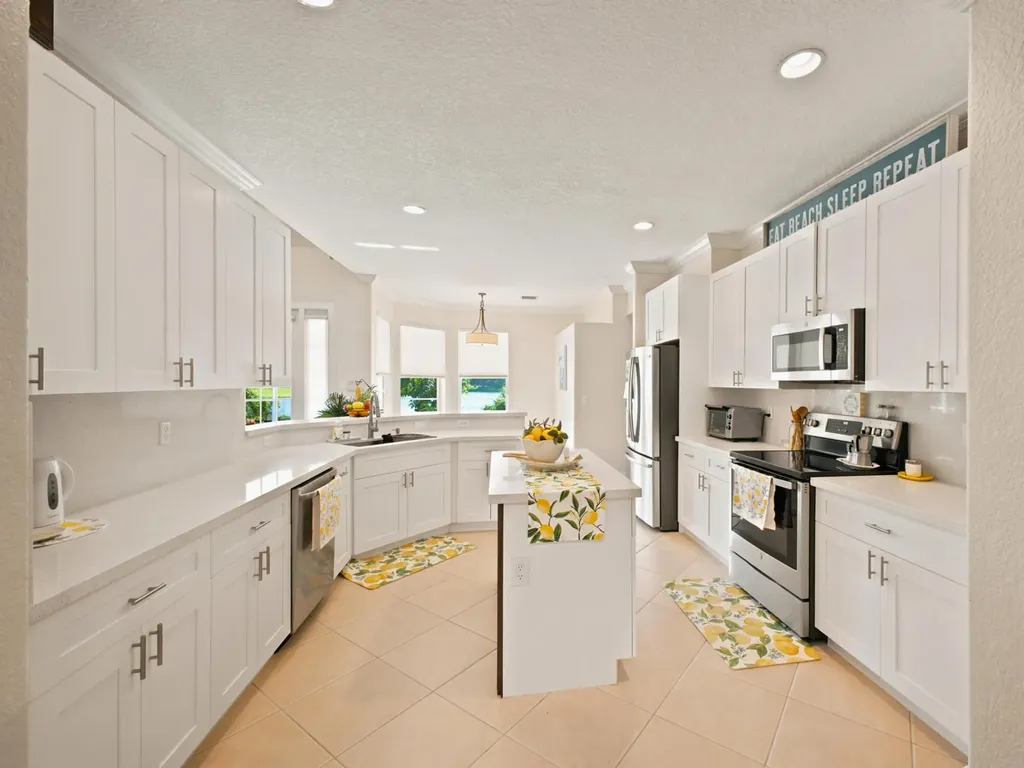 7209 Serrano Terrace Delray Beach FL 33446