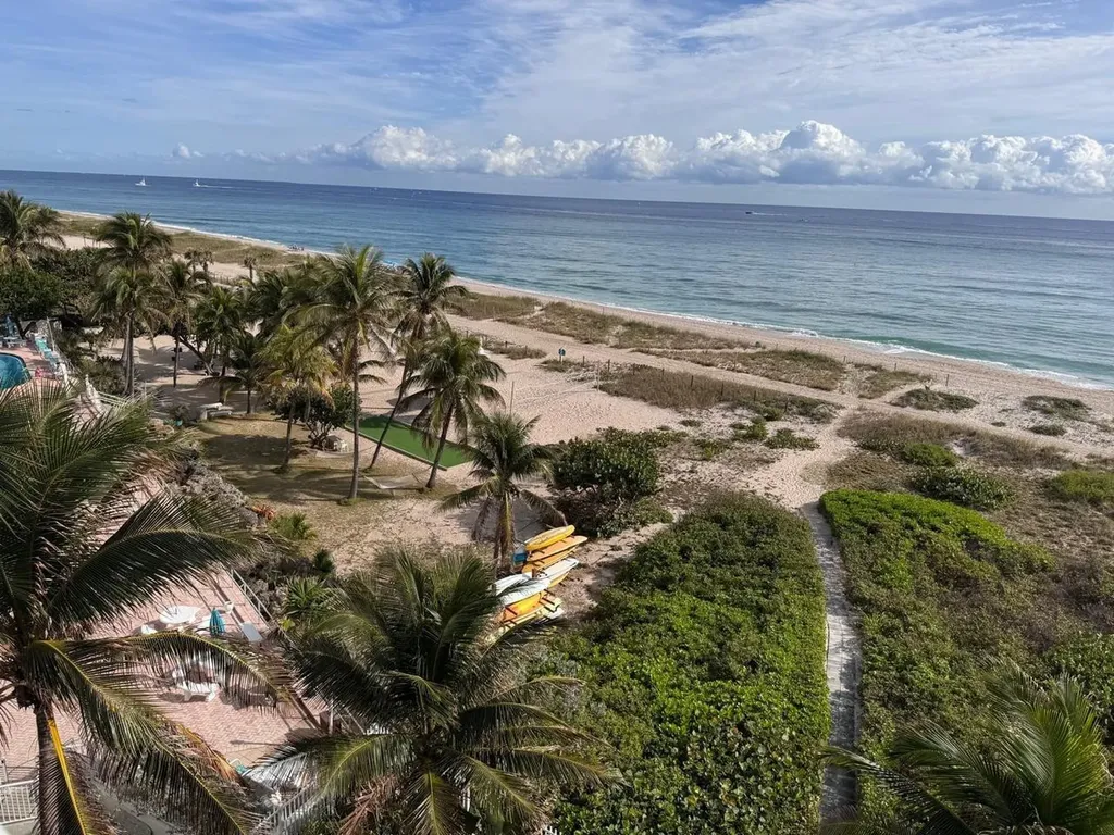 704 N Ocean Boulevard Pompano Beach FL 33062