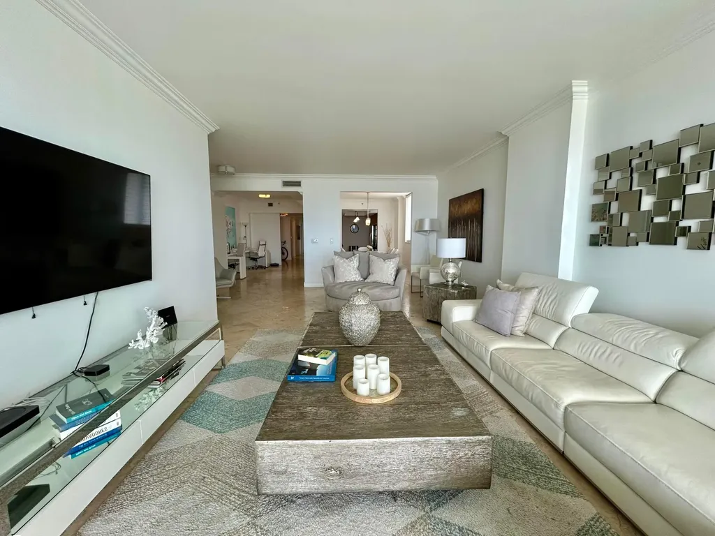 704 N Ocean Boulevard Pompano Beach FL 33062
