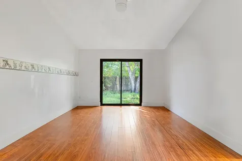 5441 SW 155th Place Miami FL 33185
