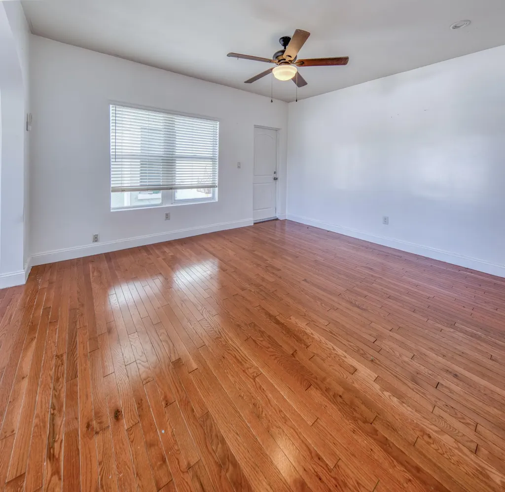 205 N Federal Highway Lake Worth Beach FL 33460