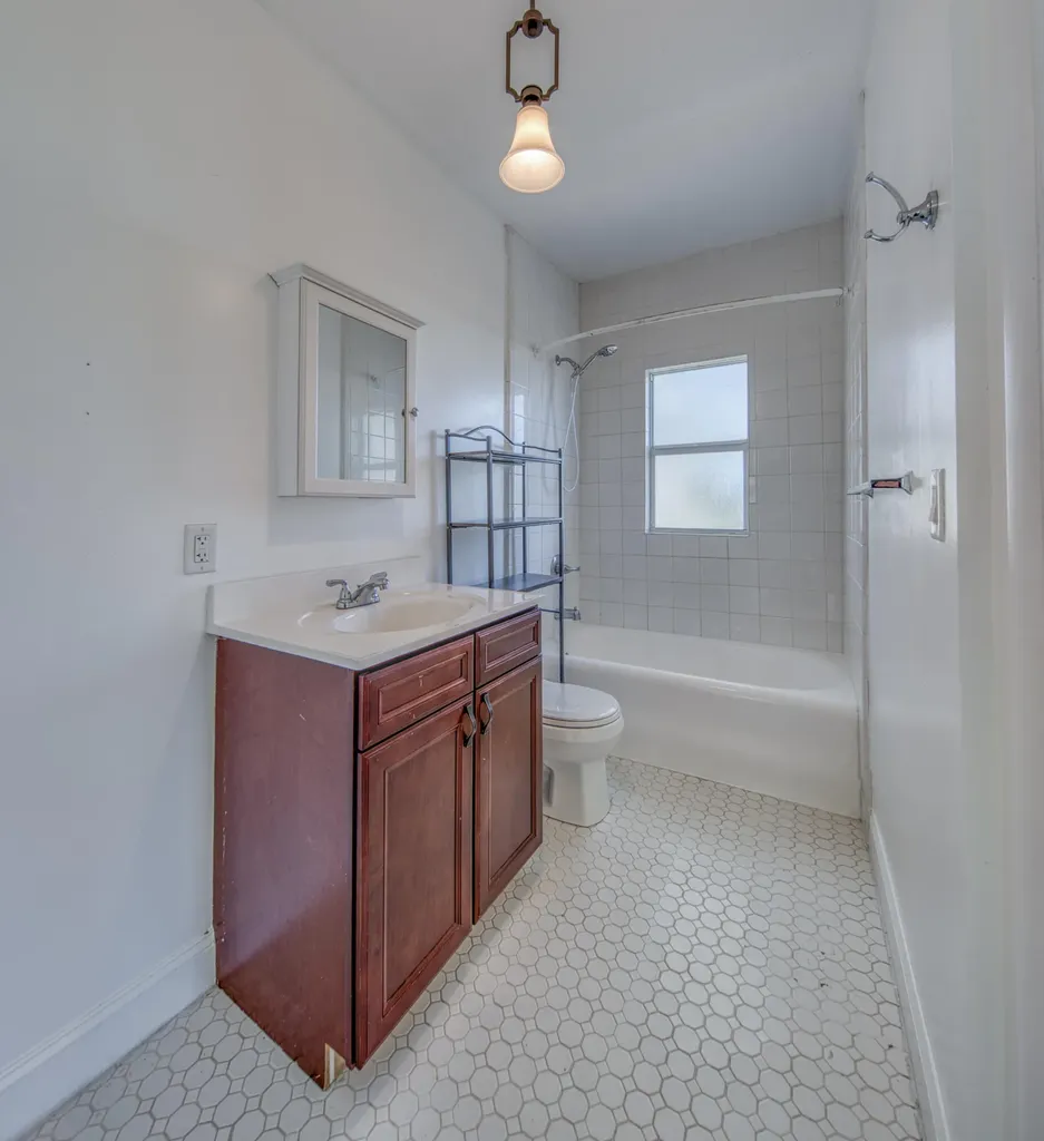 205 N Federal Highway Lake Worth Beach FL 33460