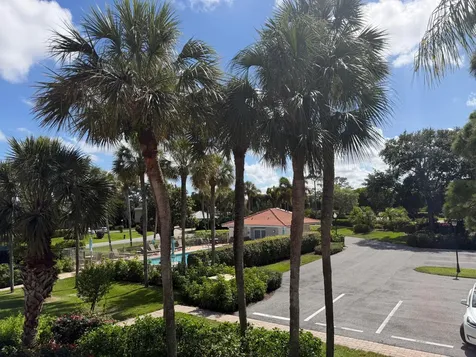 4607 Kittiwake Court Boynton Beach FL 33436