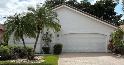 7744 Dundee Lane Delray Beach FL 33446