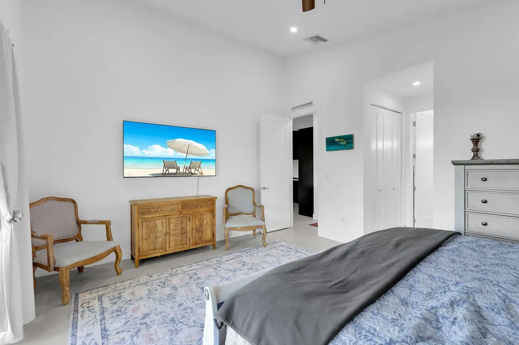 239 W Seaview Drive Duck Key FL 33050