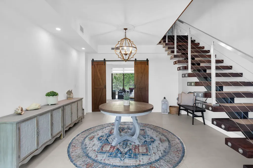 239 W Seaview Drive Duck Key FL 33050