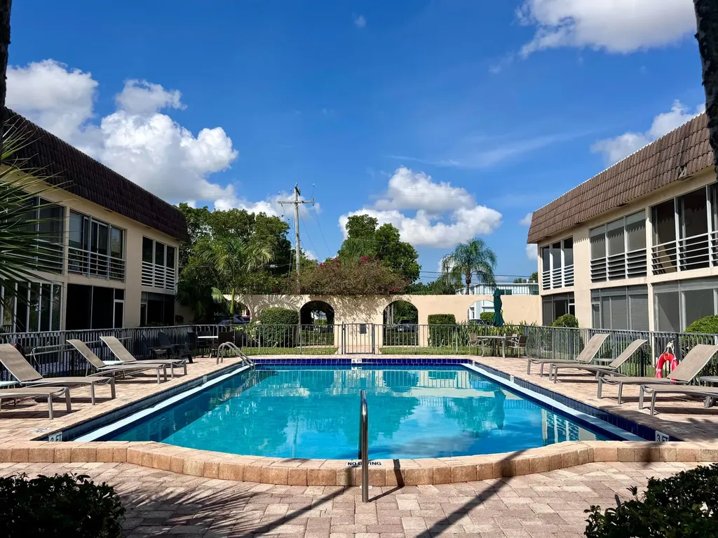 342 Southwind Drive North Palm Beach FL 33408