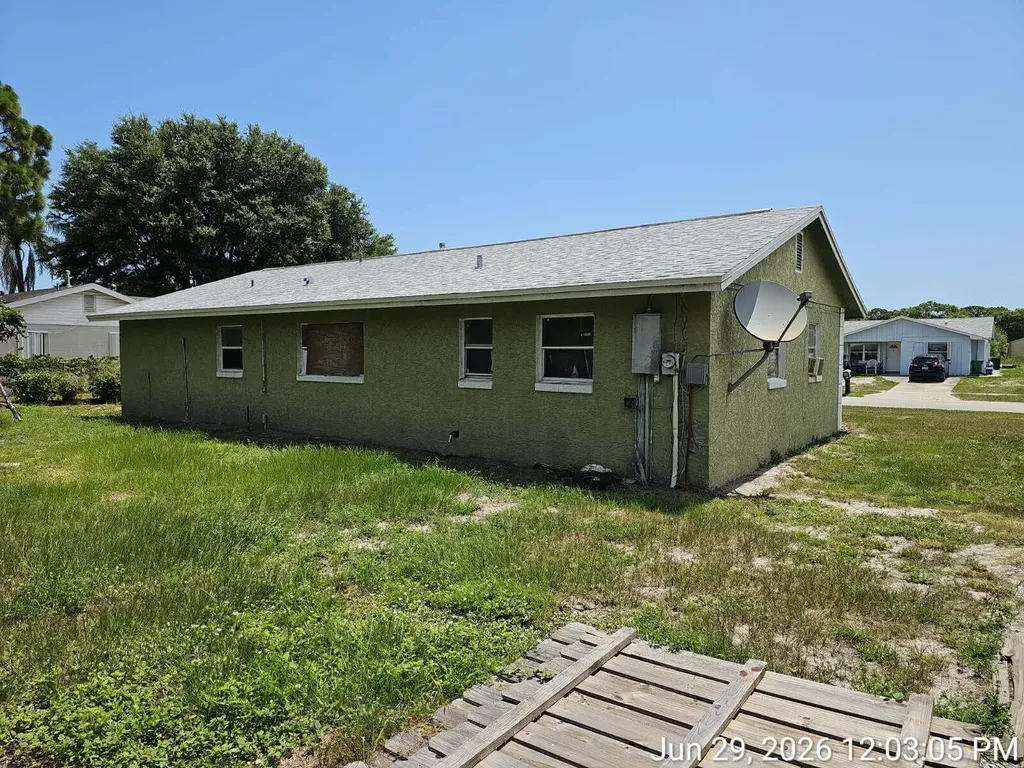 2605 Bennett Drive Fort Pierce FL 34946