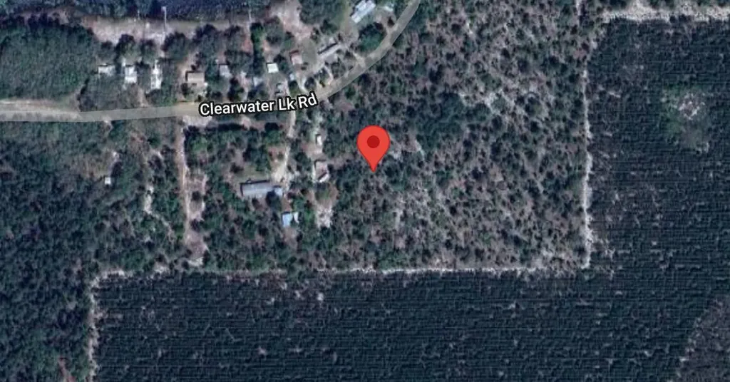 137 Clearwater Lake Road Hawthorne FL 32640