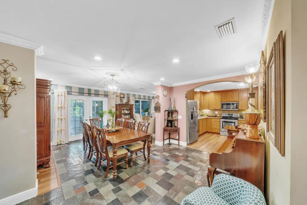1900 SW 87th Avenue North Lauderdale FL 33068