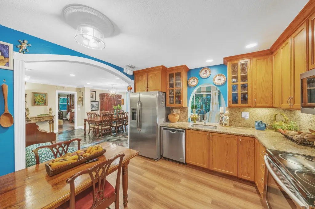 1900 SW 87th Avenue North Lauderdale FL 33068