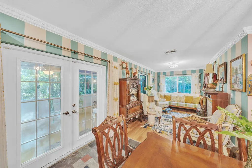 1900 SW 87th Avenue North Lauderdale FL 33068