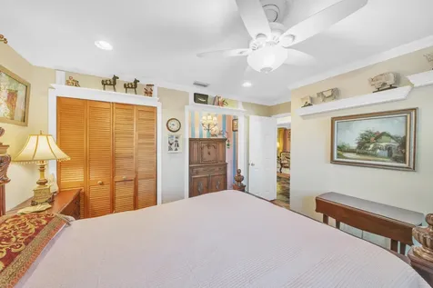 1900 SW 87th Avenue North Lauderdale FL 33068