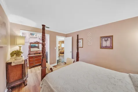 1900 SW 87th Avenue North Lauderdale FL 33068