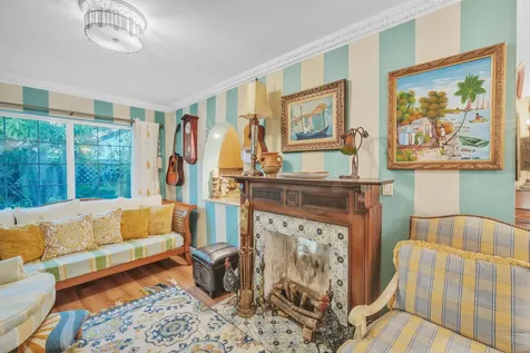 1900 SW 87th Avenue North Lauderdale FL 33068