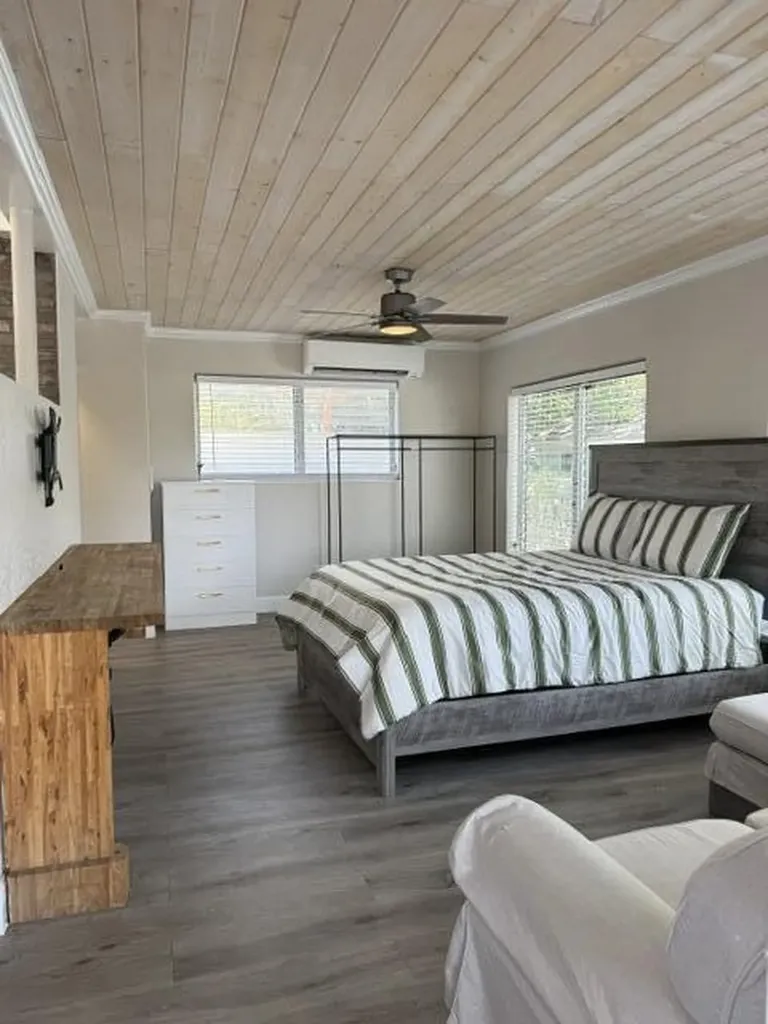 131 S Federal Highway Lake Worth Beach FL 33460