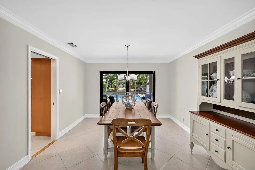 5570 NE 26th Avenue Fort Lauderdale FL 33308
