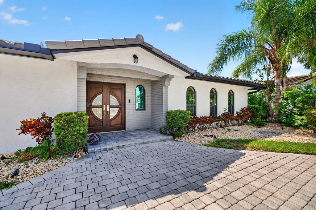 5570 NE 26th Avenue Fort Lauderdale FL 33308