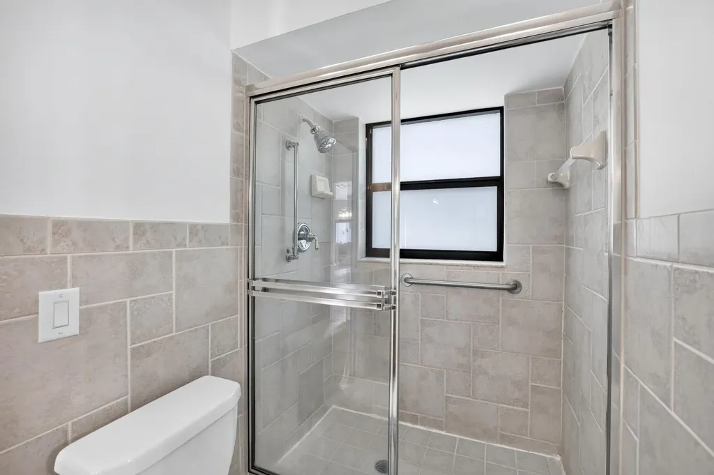 5570 NE 26th Avenue Fort Lauderdale FL 33308