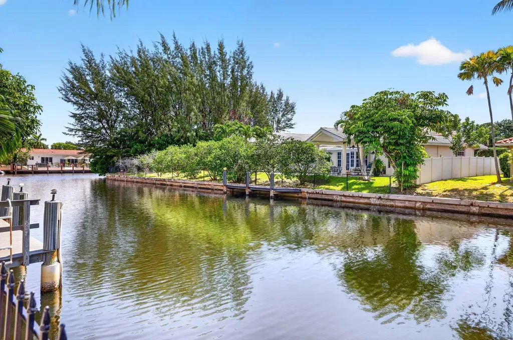 5570 NE 26th Avenue Fort Lauderdale FL 33308