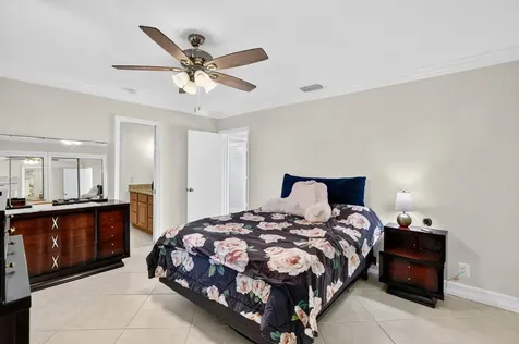 5570 NE 26th Avenue Fort Lauderdale FL 33308
