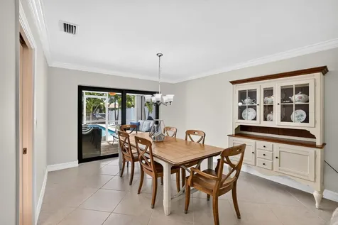5570 NE 26th Avenue Fort Lauderdale FL 33308
