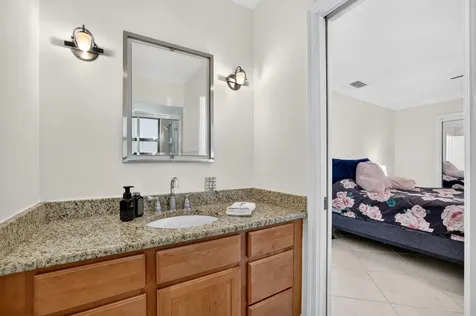 5570 NE 26th Avenue Fort Lauderdale FL 33308