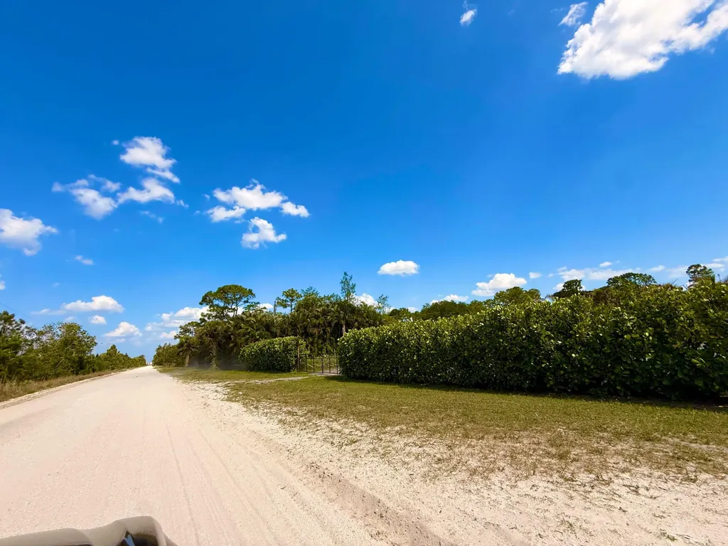 17455 49th Street N The Acreage FL 33470