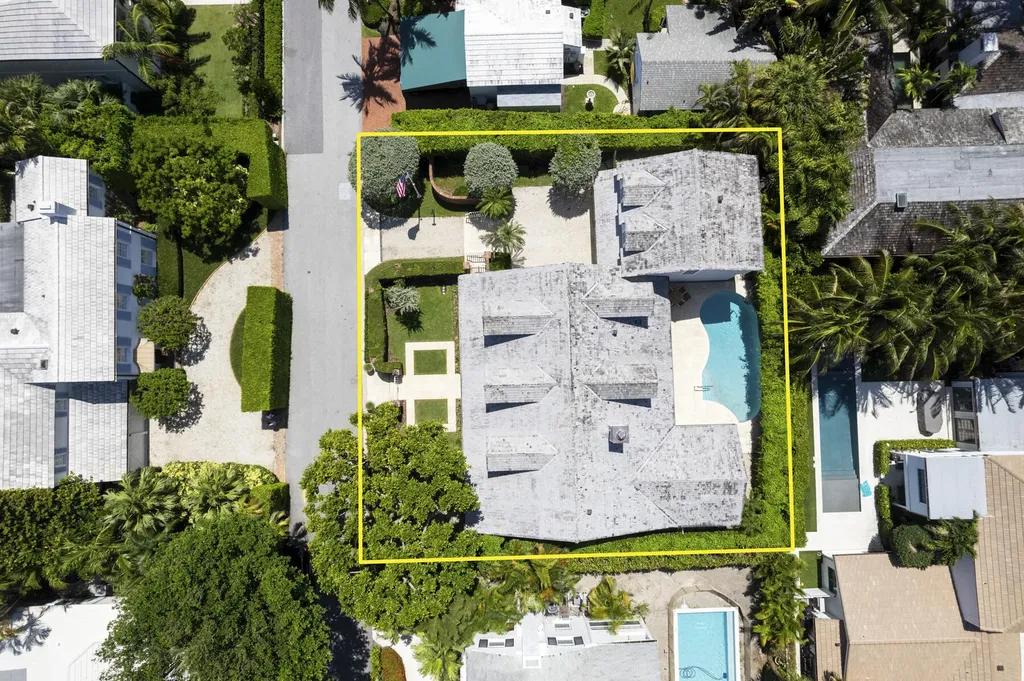 222 Monterey Road Palm Beach FL 33480