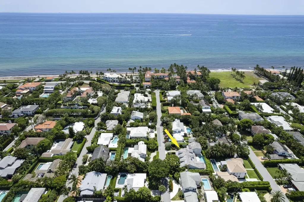 222 Monterey Road Palm Beach FL 33480
