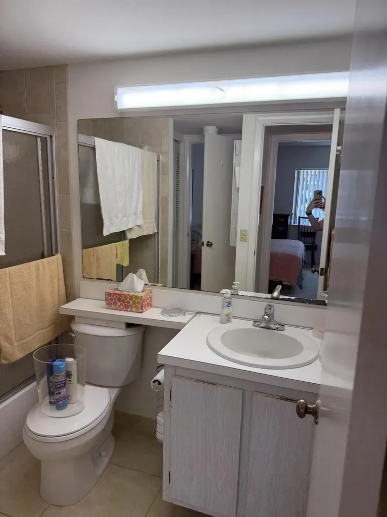422 Pine Glen Lane Greenacres FL 33463