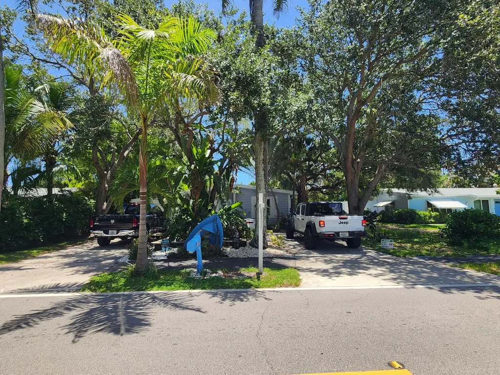 305 S Loxahatchee Drive Jupiter FL 33458
