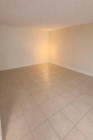 7910 Taft Street Pembroke Pines FL 33024