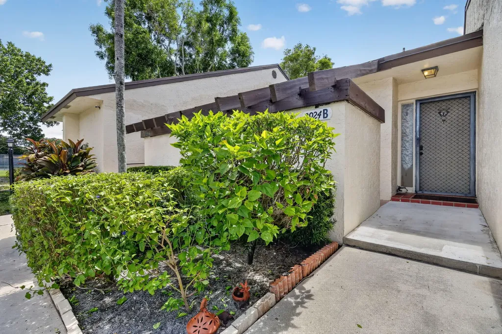 3924 San Anselmo Drive Lake Worth FL 33467