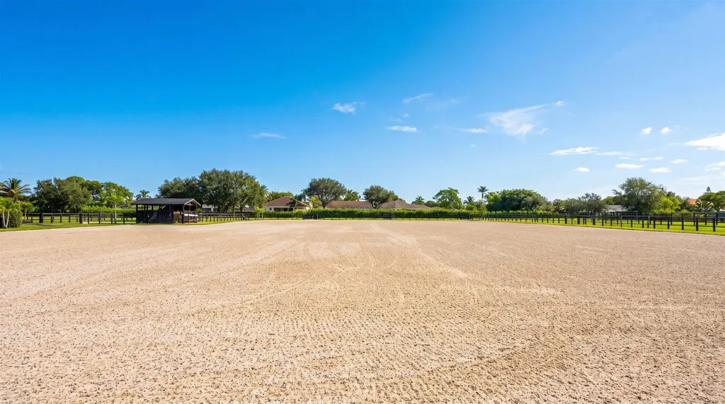 2808 Appaloosa Trail Wellington FL 33414