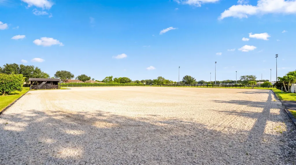 2808 Appaloosa Trail Wellington FL 33414