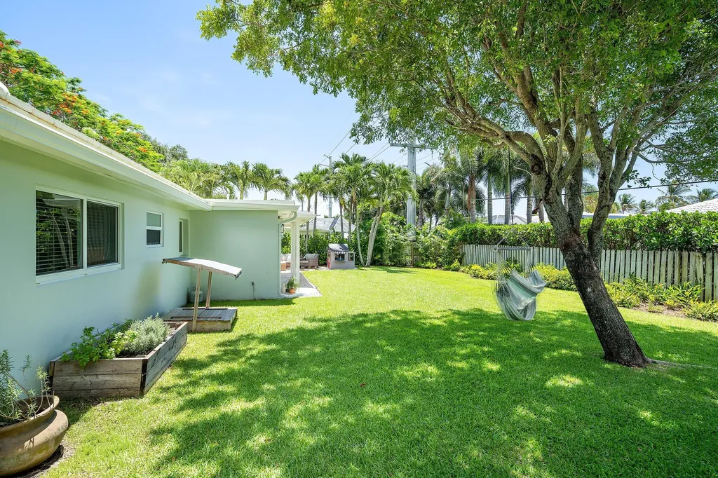 774 SW 7th Street Boca Raton FL 33486