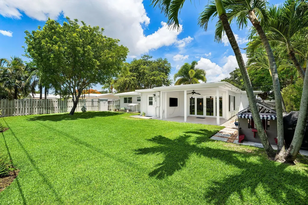 774 SW 7th Street Boca Raton FL 33486