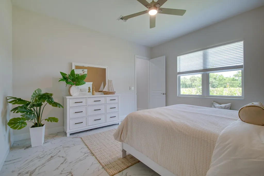 1805 Bridgepointe Circle Vero Beach FL 32967