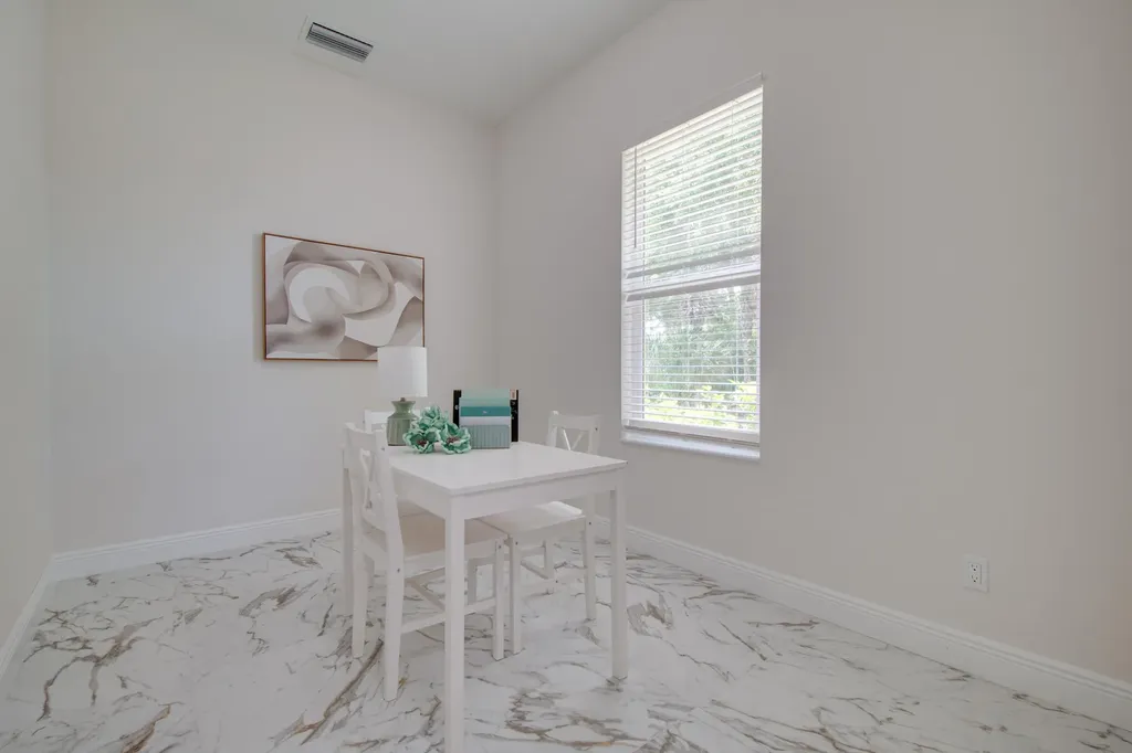 1805 Bridgepointe Circle Vero Beach FL 32967