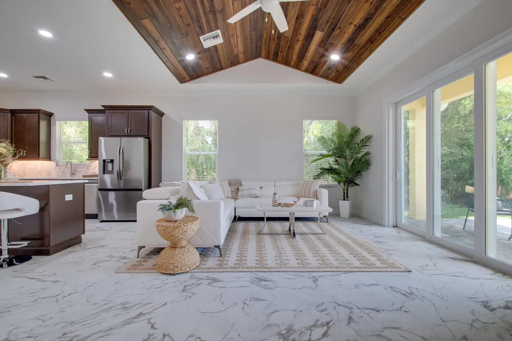 1805 Bridgepointe Circle Vero Beach FL 32967