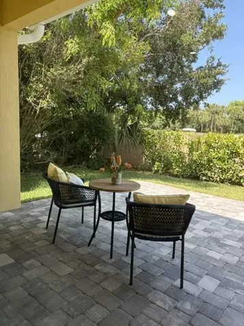 1805 Bridgepointe Circle Vero Beach FL 32967