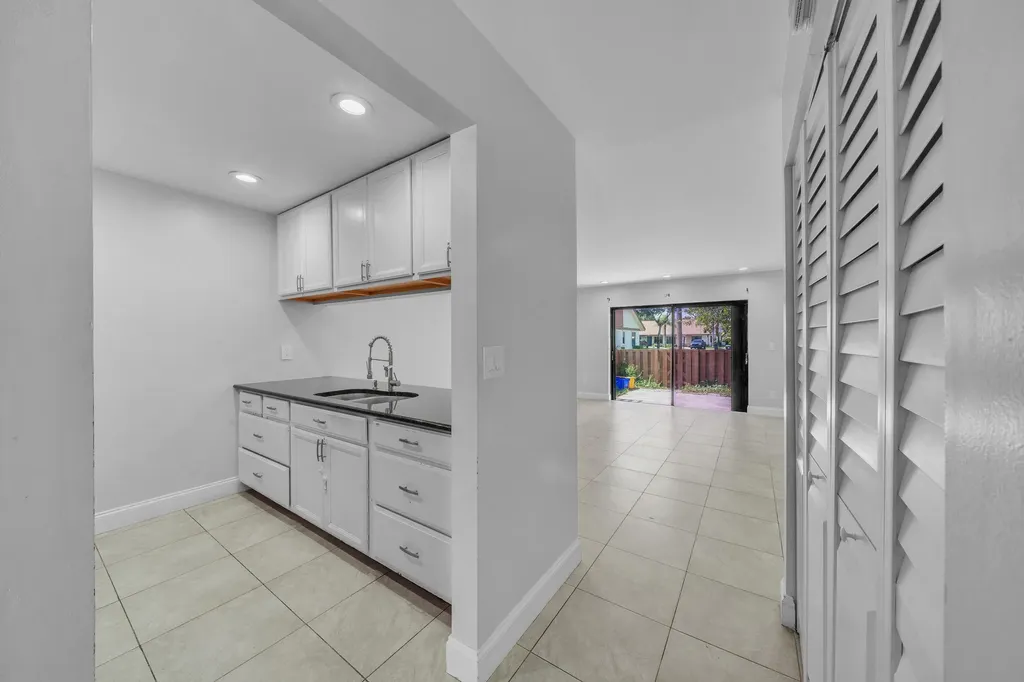 1030 Parkside Green Drive Greenacres FL 33415