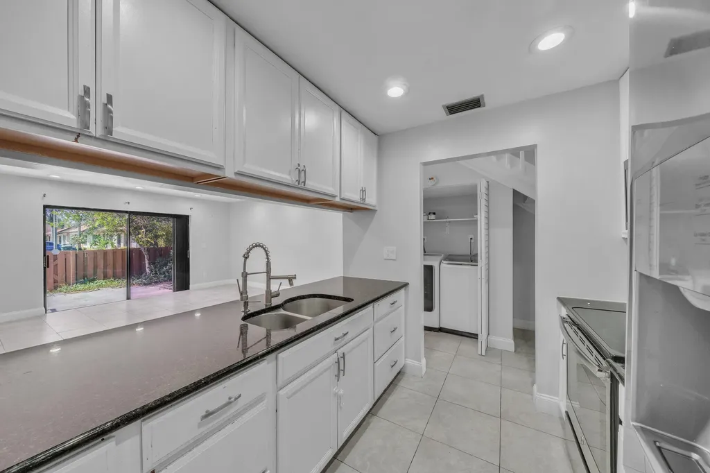 1030 Parkside Green Drive Greenacres FL 33415