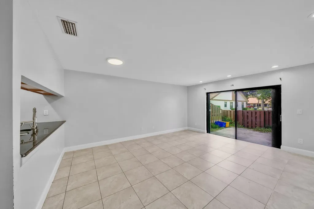 1030 Parkside Green Drive Greenacres FL 33415