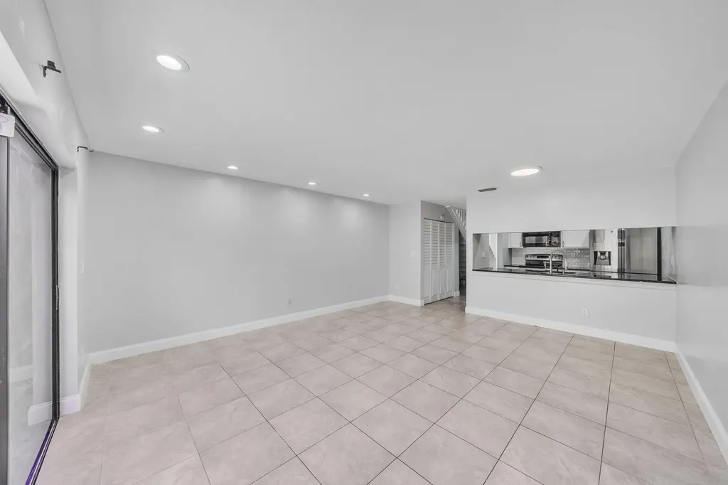 1030 Parkside Green Drive Greenacres FL 33415